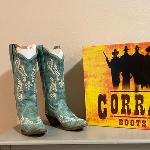 Corral Turquoise Blue Cortez cowboy boots. Woman  7.5. Exceptional condition.